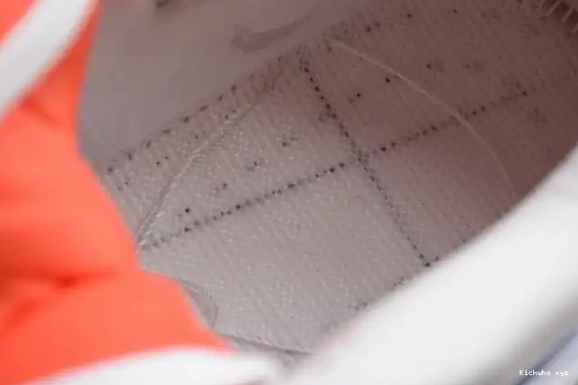 Team OrangeCT8527-118 Jordan Air 4 0514